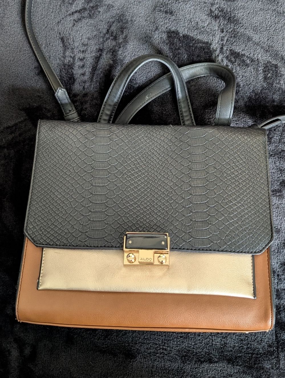 ALDO Womens Colorblock Faux Leather Bag in Black/Gold/Brown